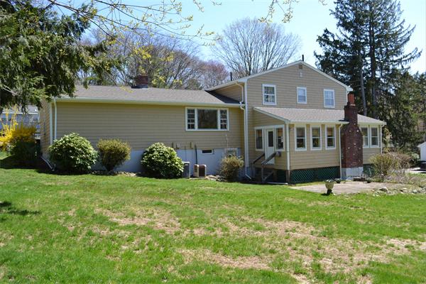 12 Bosworth Road Framingham, MA 01701 - Photo 21 of 23 Gallery Image 21