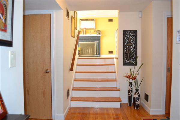 12 Bosworth Road Framingham, MA 01701 - Photo 10 of 23 Gallery Image 10