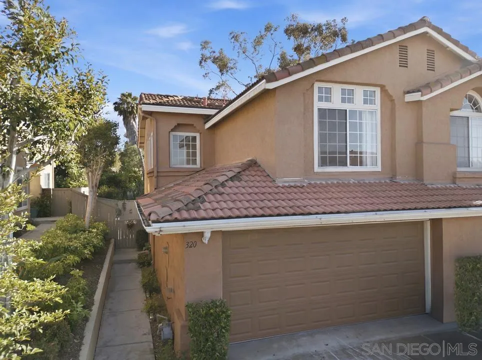 320 Ferrara Way Vista, CA 92083 - Photo 22 of 28