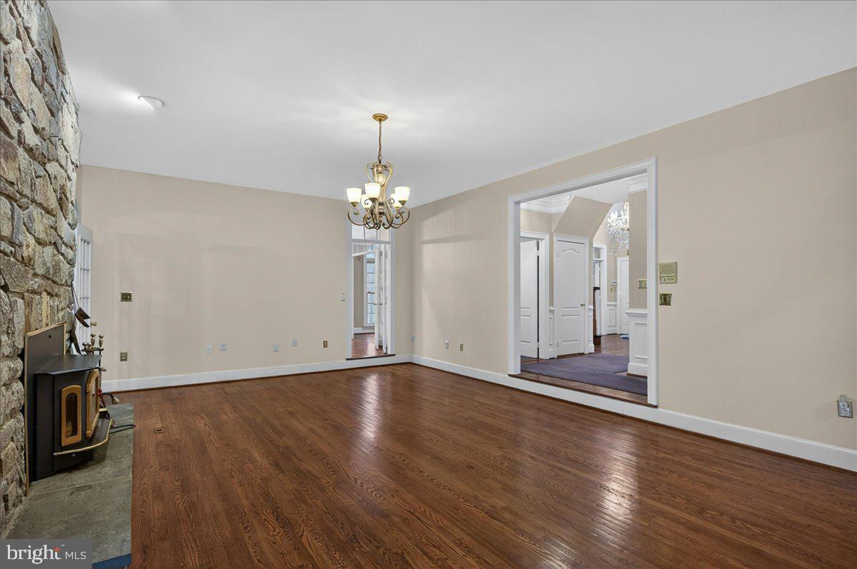 6612 Colchester Road Clifton, VA 20124 - Photo 22 of 93 The heart of the home