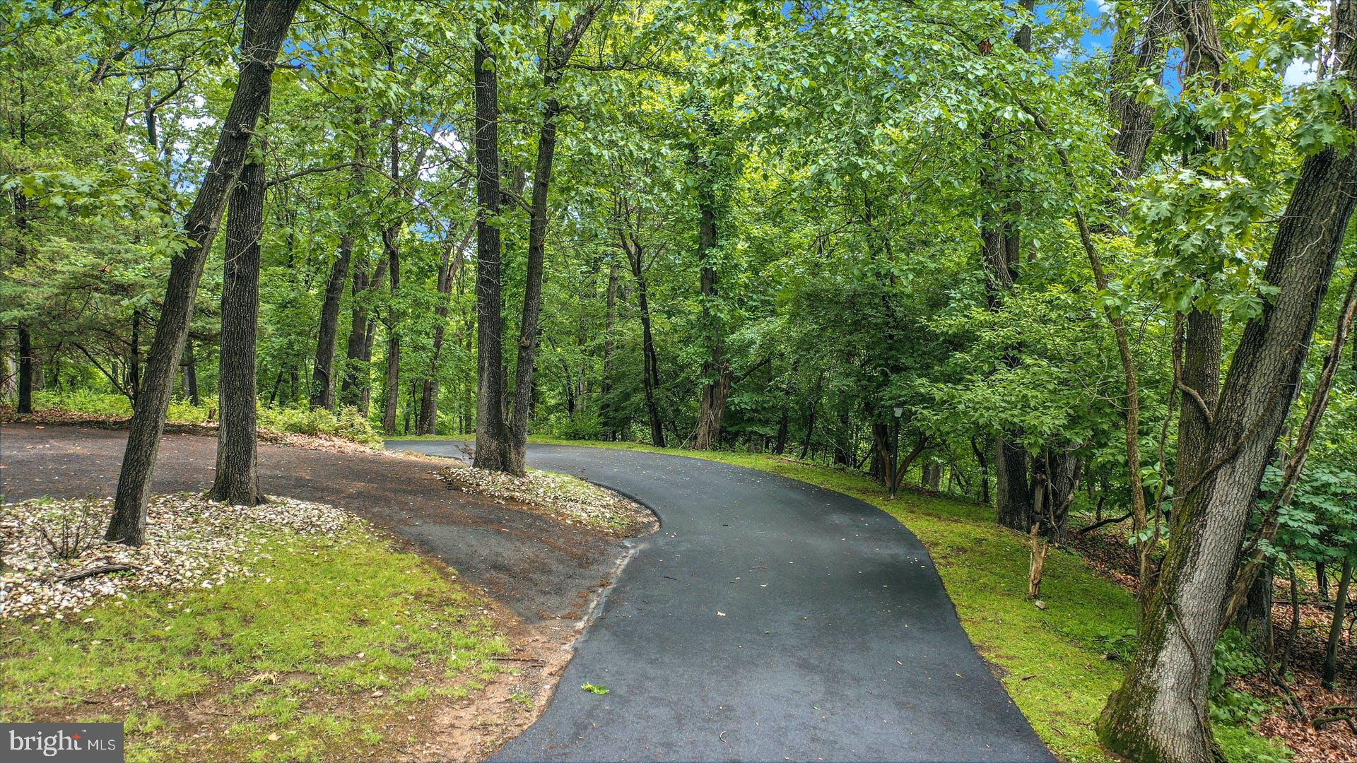 1310 Santee Mill Road Bethlehem, PA 18017 - Photo 2 of 37 Gallery Image 2