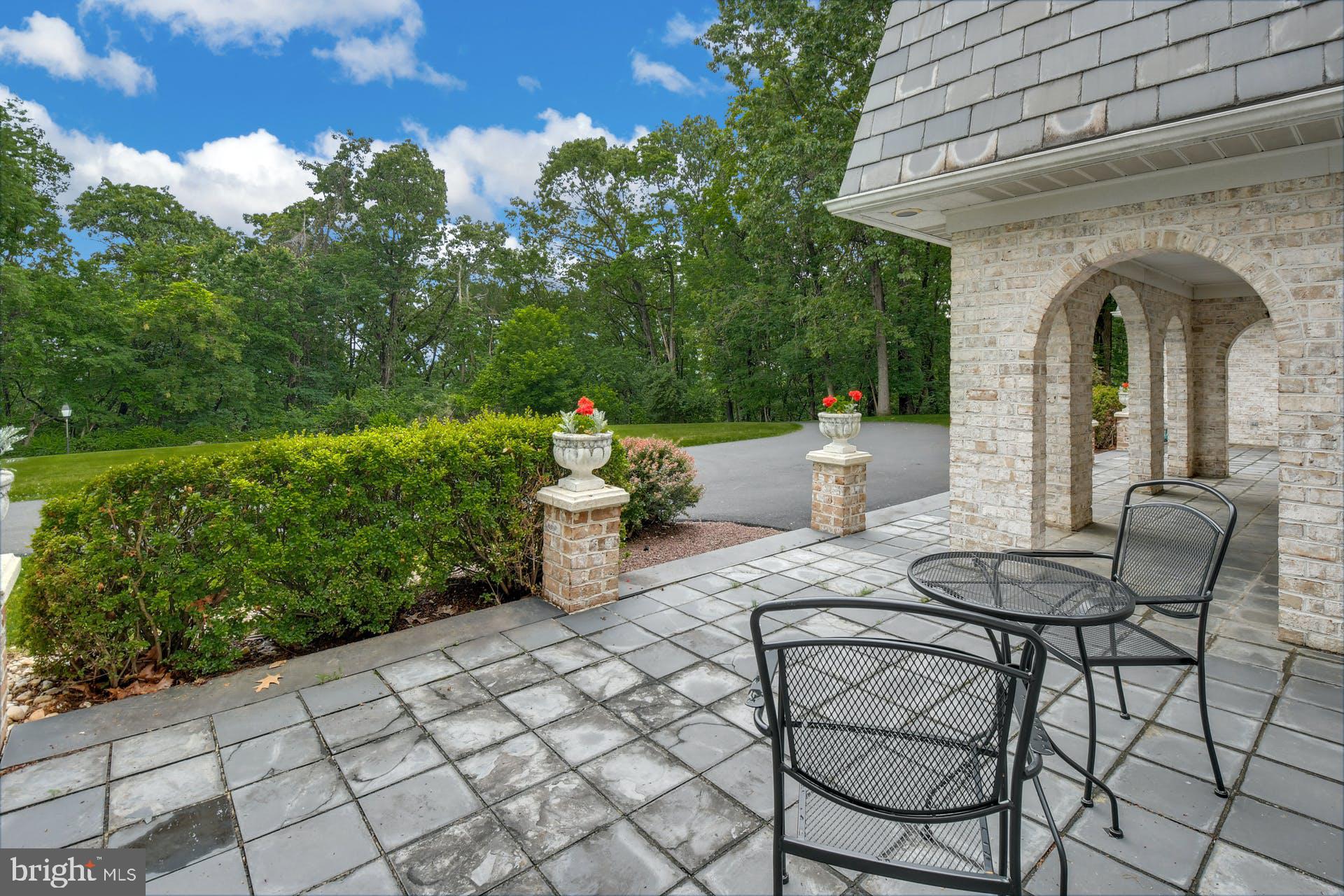 1310 Santee Mill Road Bethlehem, PA 18017 - Photo 5 of 37 Gallery Image 5