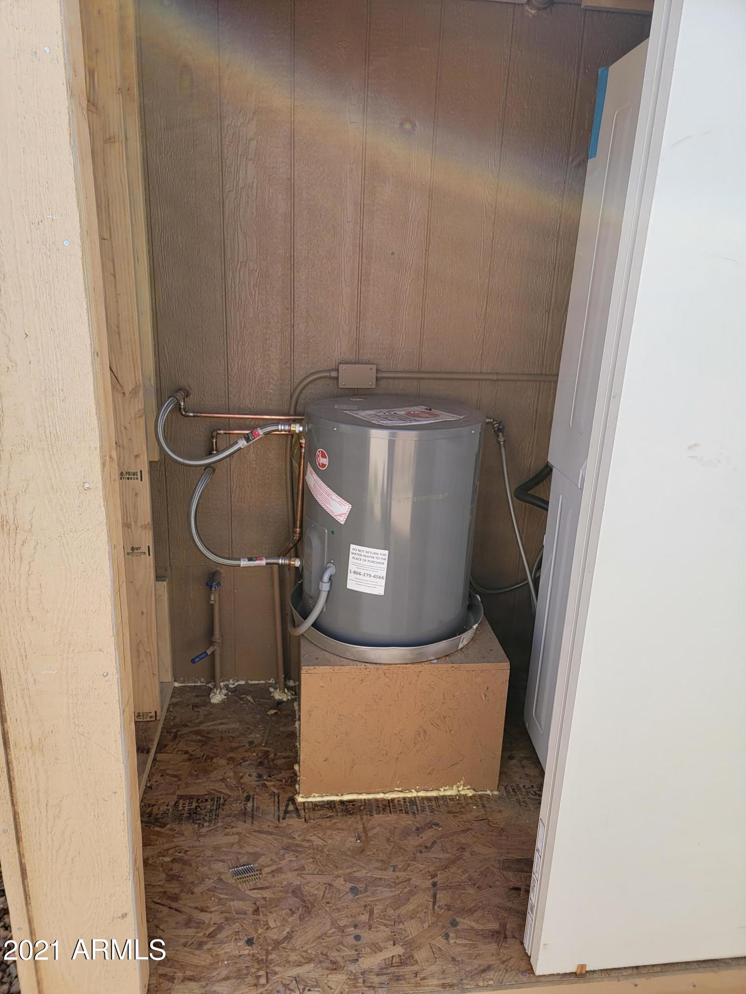1638 East Granada Road, Unit B Phoenix, AZ 85006 - Photo 15 of 19 a view of water heater room