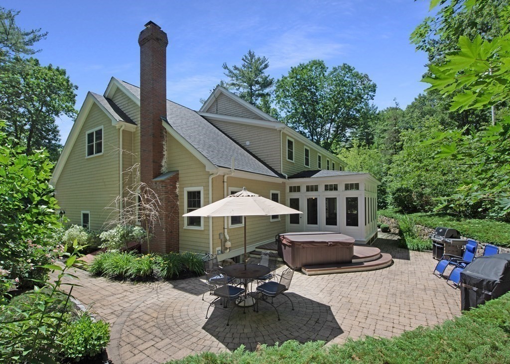 37 Beaver Pond Road Beverly, MA 01915 - Photo 27 of 29