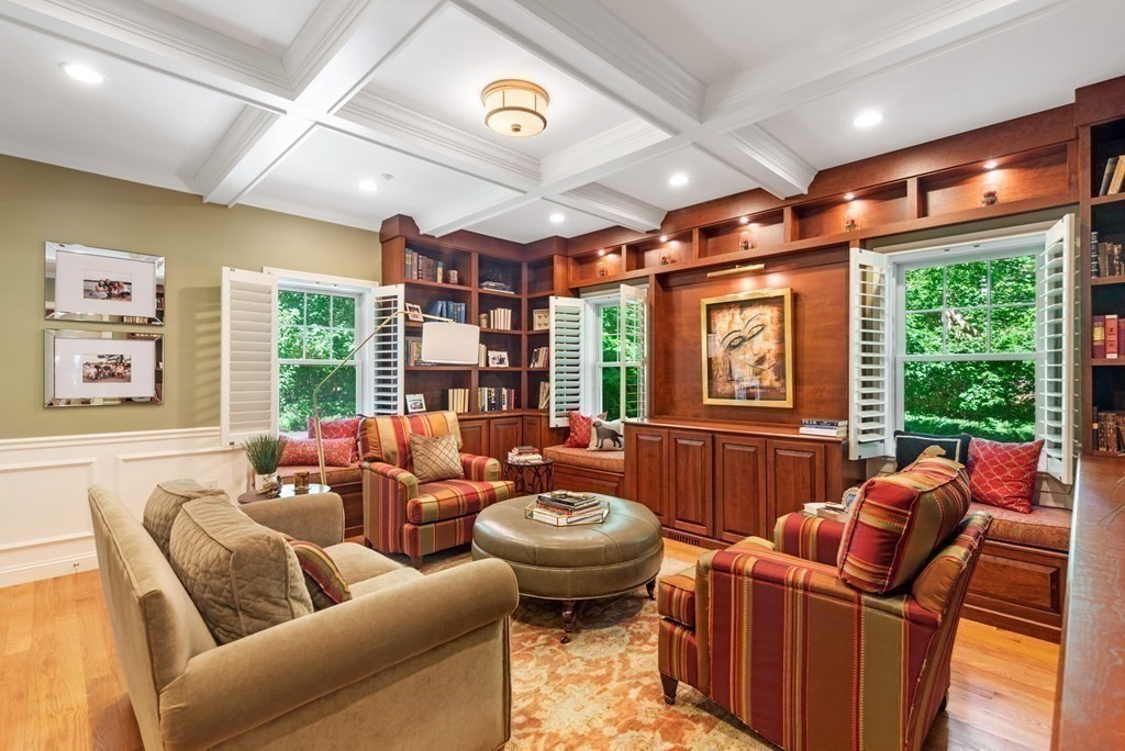 37 Beaver Pond Road Beverly, MA 01915 - Photo 7 of 29