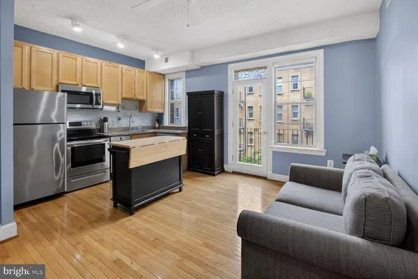 $2,250 | 1401 Columbia Road Northwest, Unit 319, Washington, DC 20009