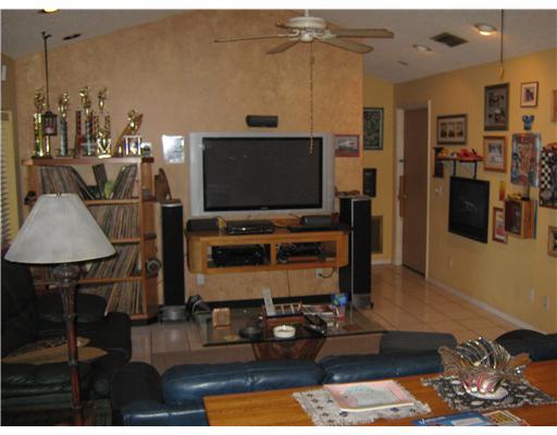 5835 Keith Road Jupiter, FL 33458 - Photo 7 of 10 Additional Photo
