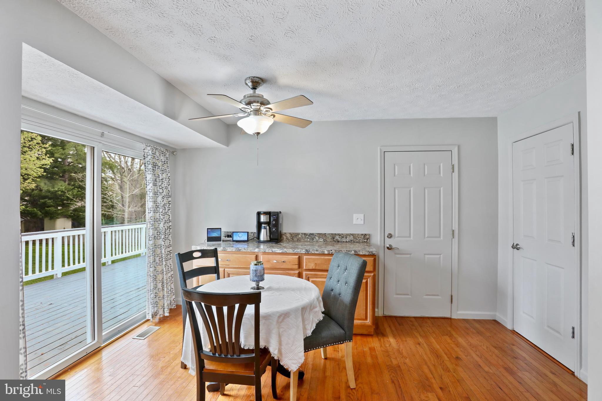17 True Road Stafford, VA 22556 - Photo 8 of 31 Eat-In Table Space