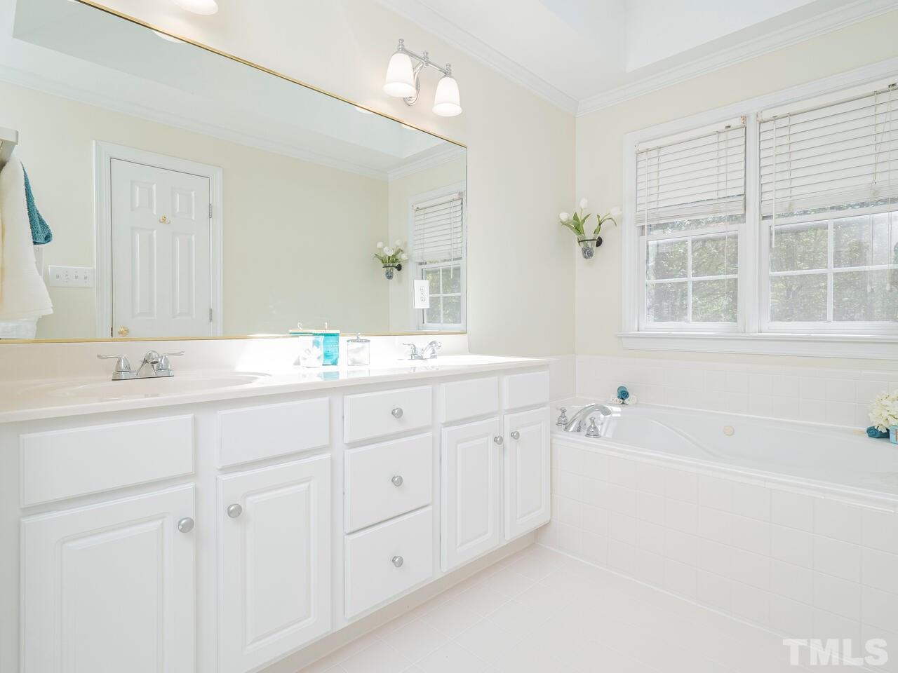 1901 Bridgeport Drive Raleigh, NC 27615 - Photo 14 of 29