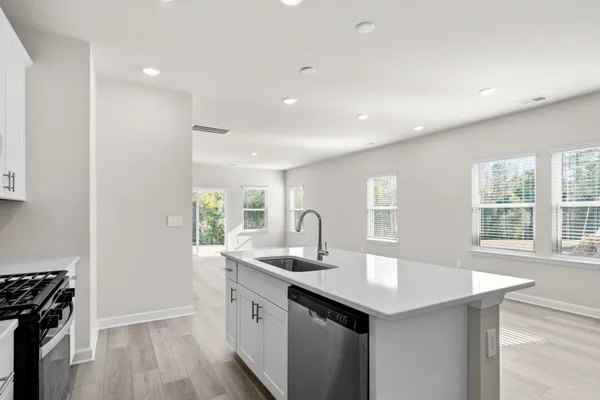 $2,400 | 2048 Copper Crk Loop, Longs, SC 29568