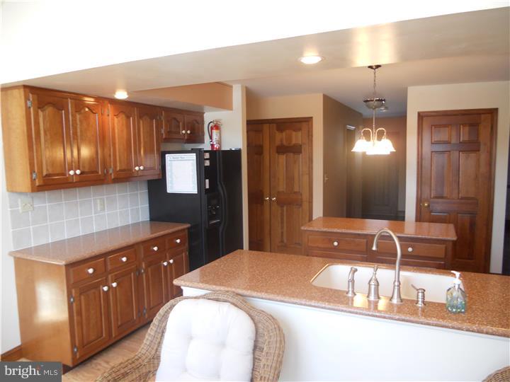 28 Hillendale Road Perkasie, PA 18944 - Photo 4 of 19 Gallery Image 4