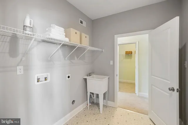 $899,000 | 1205 North Olmsted Parkway, Middletown, DE 19709