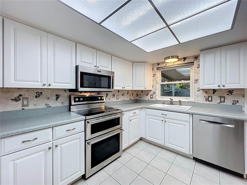 576 South Indigo Road Altamonte Springs, FL 32714 - Photo 14 of 53