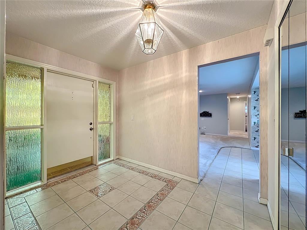 576 South Indigo Road Altamonte Springs, FL 32714 - Photo 7 of 53