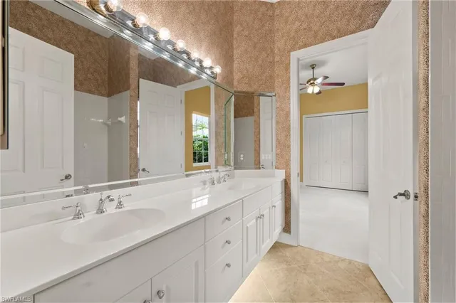 $2,750,000 | 527 Terracina Way, Naples, FL 34119