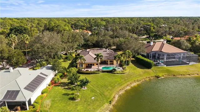 $2,750,000 | 527 Terracina Way, Naples, FL 34119