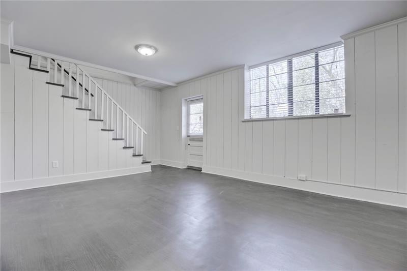 1195 Mt Paran Road Northwest Atlanta, GA 30327 - Photo 17 of 24 a view of an empty room with a window