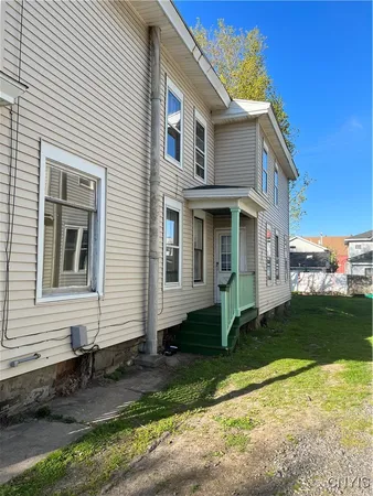 $1,000 | 255 West 5th Street, Unit 2, Oswego, NY 13126