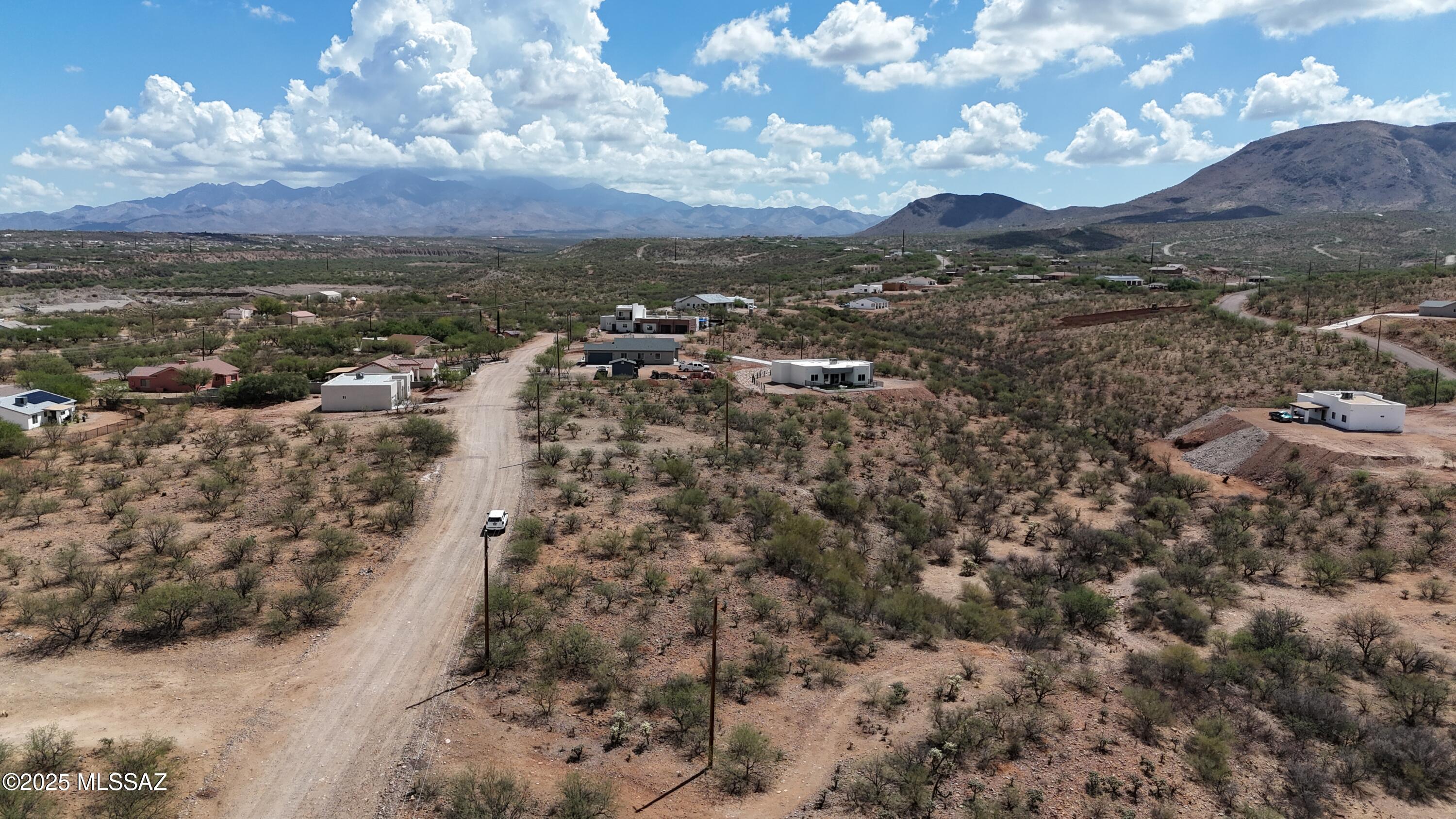 1710 Circulo Bahia, Unit 31 Rio Rico, AZ 85648 - Photo 4 of 11