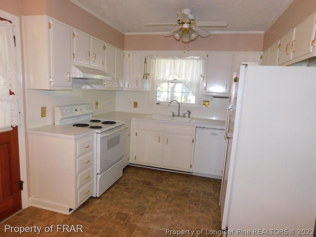 3775 Kings Cross Road Lumberton, NC 28360 - Photo 5 of 14 Gallery Image 5