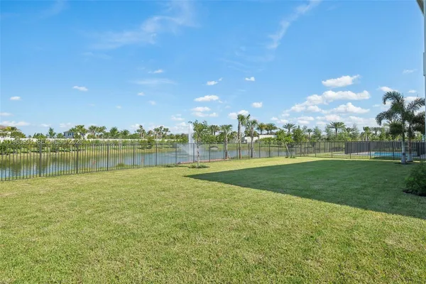 $10,500 | 13083 Feathering Way, Palm Beach Gardens, FL 33412