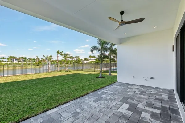 $10,500 | 13083 Feathering Way, Palm Beach Gardens, FL 33412