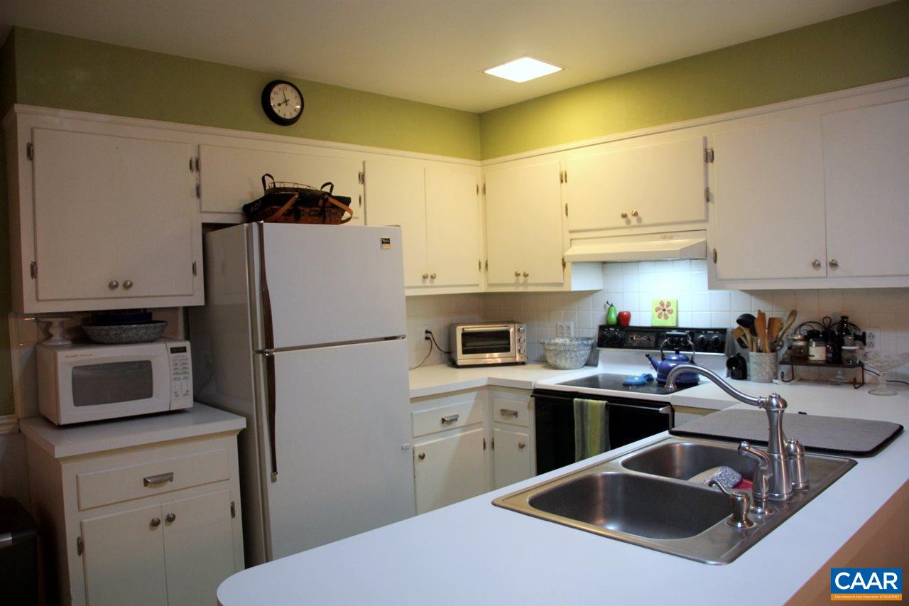 88 Good Hope Church Road Aroda, VA 22709 - Photo 6 of 30 a kitchen with a sink a stove and refrigerator