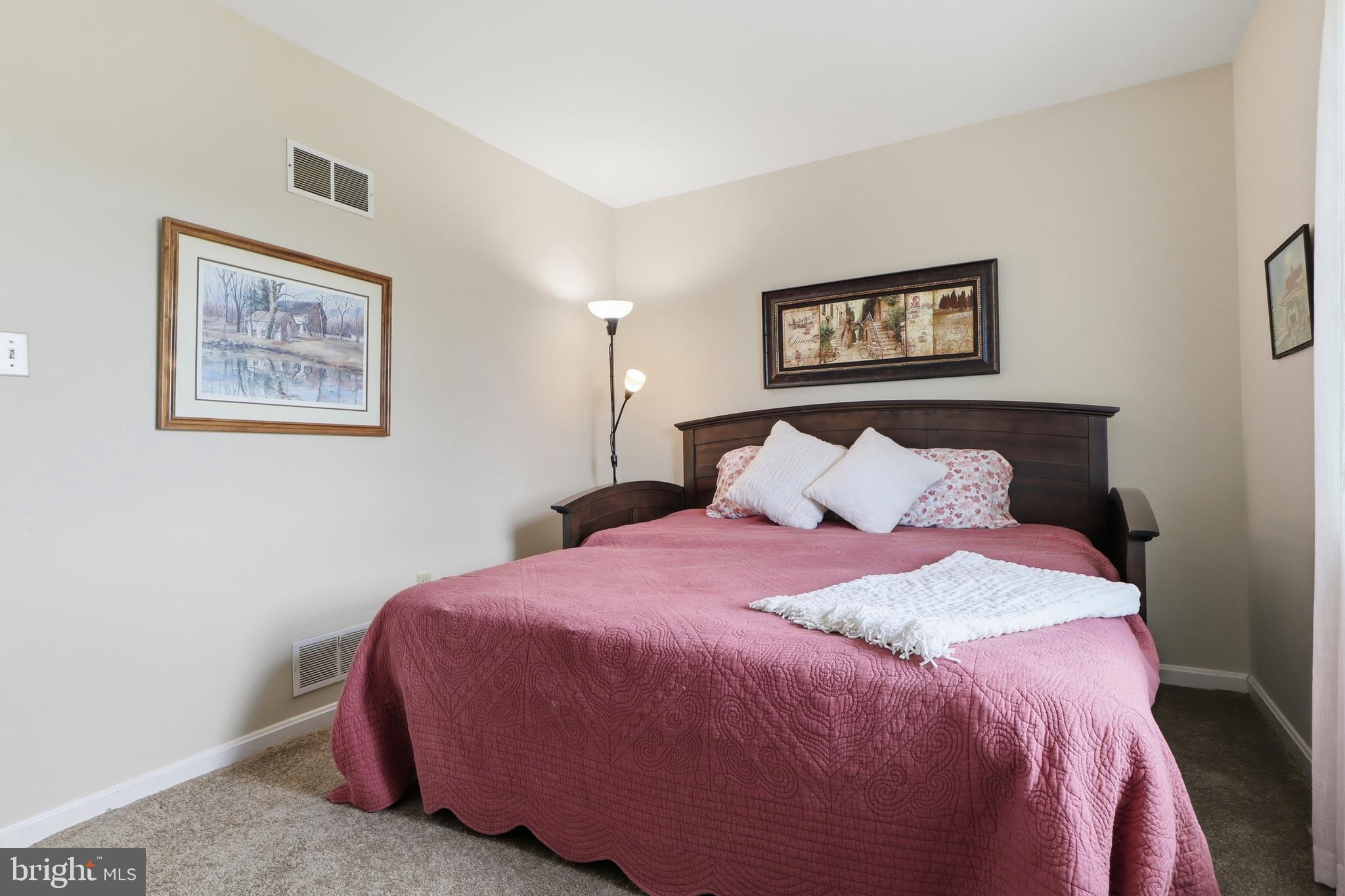1739 Pioneer Road Lancaster, PA 17602 - Photo 29 of 55