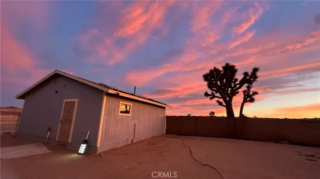 $319,000 | 215 Hilton Avenue, Yucca Valley, CA 92285