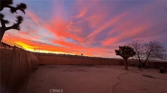 $319,000 | 215 Hilton Avenue, Yucca Valley, CA 92285