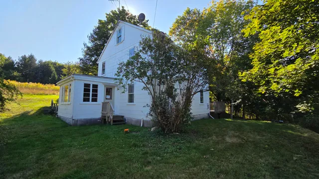 $190,000 | 195 River Road, Bucksport, ME 04416