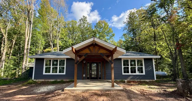 $365,000 | 14298 Cross Lake Road, Pine City, MN 55063