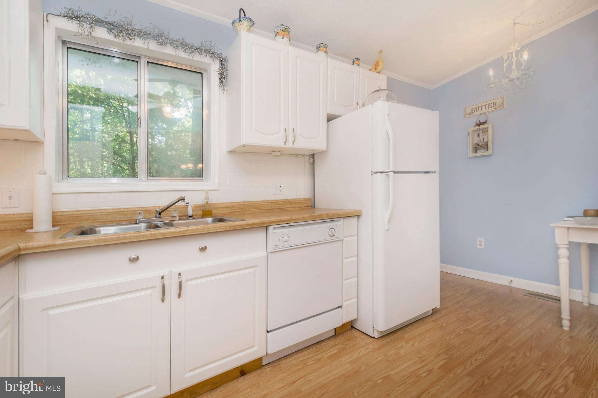 105 Greenspring Road Locust Grove, VA 22508 - Photo 16 of 30 Well appointed kitchen