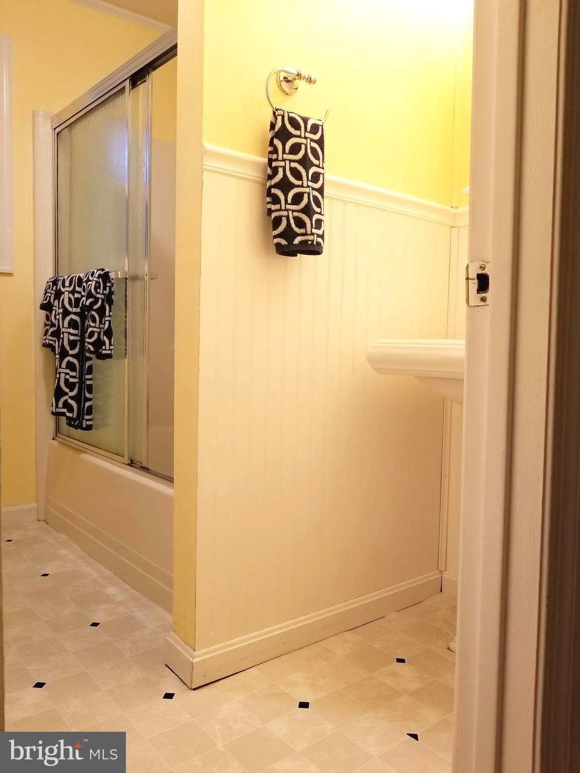 105 Greenspring Road Locust Grove, VA 22508 - Photo 23 of 30 New flooring in main bath