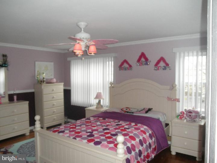 273 Poplar Road Warminster, PA 18974 - Photo 18 of 23 Bedroom 4