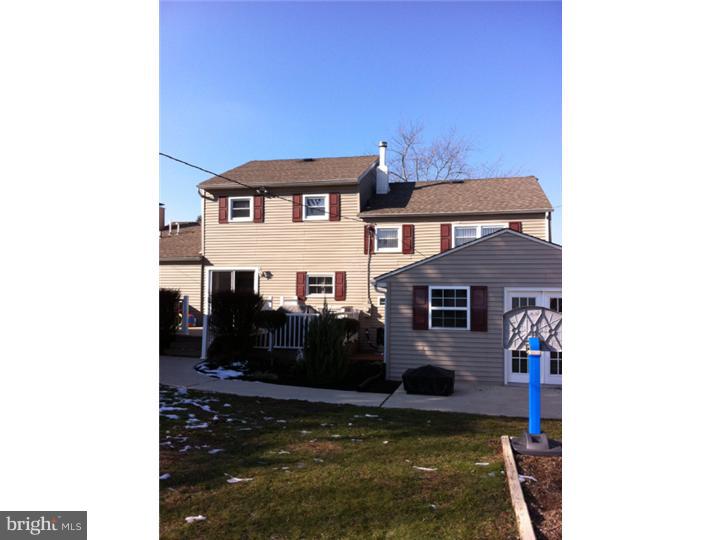 273 Poplar Road Warminster, PA 18974 - Photo 23 of 23 Exterior Back