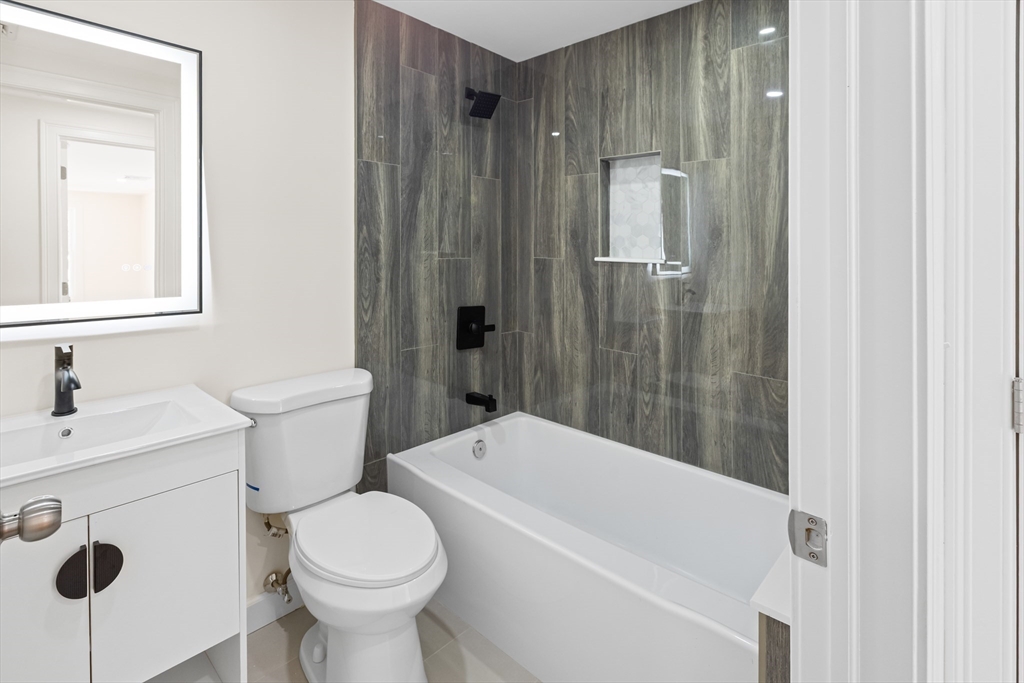 232 Lake Drive Hamilton, MA 01982 - Photo 23 of 31