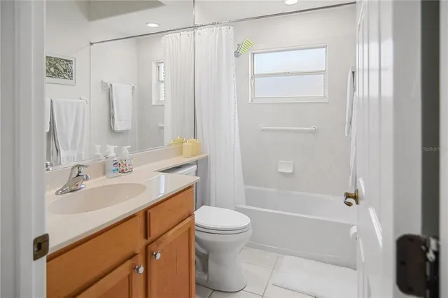 $570,000 | 6413 Grand Point Avenue, Bradenton, FL 34201