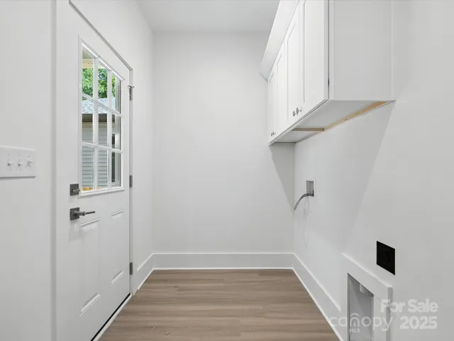 a view of an entryway with staircase