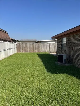 $1,600 | 2853 Cardinal Drive, Marrero, LA 70072