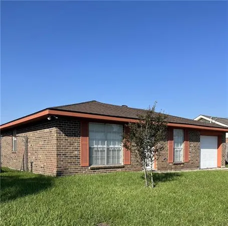 $1,600 | 2853 Cardinal Drive, Marrero, LA 70072