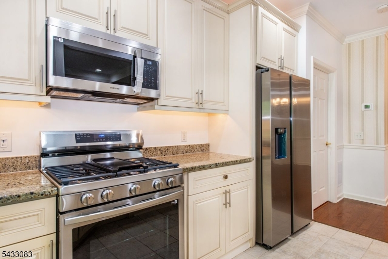 29 Ridgeview Lane, Unit 29 Mount Arlington, NJ 07856 - Photo 12 of 39