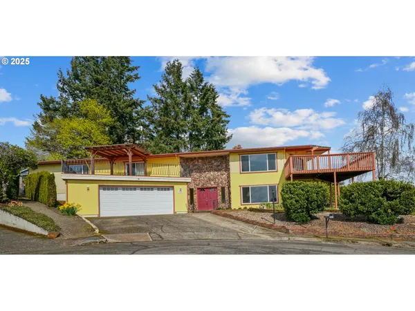 $595,000 | 3457 Champlain Court Northwest, Salem, OR 97304