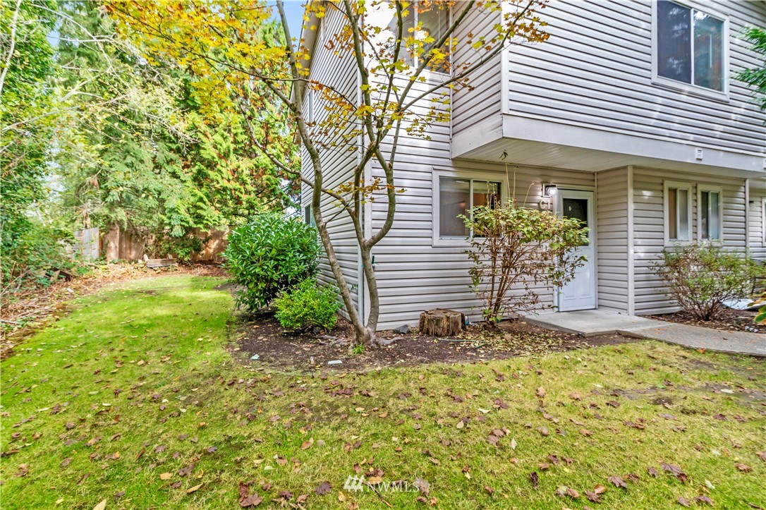 18910 Bothell Everett Highway, Unit C1 Bothell, WA 98012 - Photo 2 of 19 Gallery Image 2