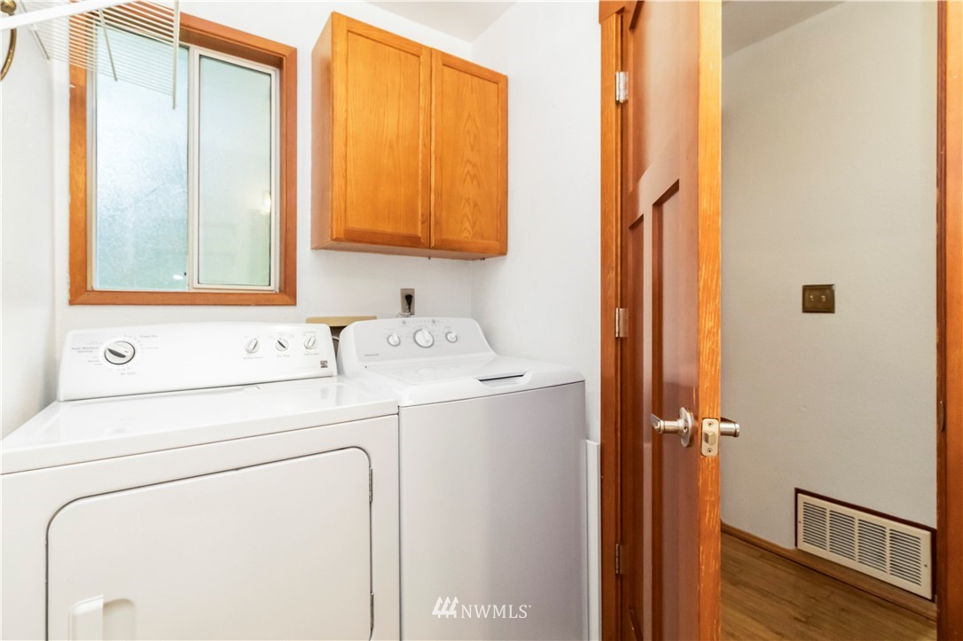 18910 Bothell Everett Highway, Unit C1 Bothell, WA 98012 - Photo 7 of 19 Gallery Image 7