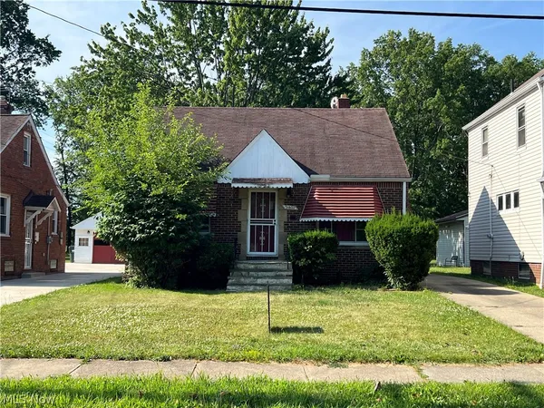 $89,000 | 21670 Ivan Avenue, Euclid, OH 44123