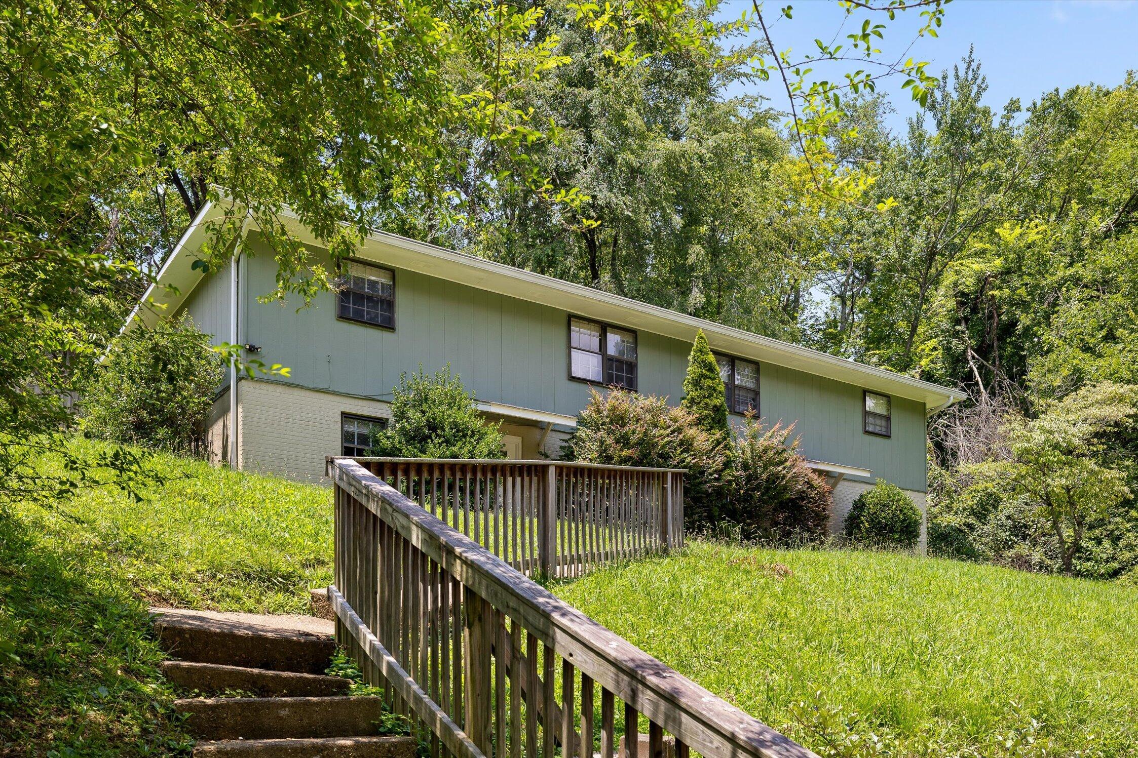 1703 Whiteoak Road Chattanooga, TN 37415 - Photo 17 of 54 13-1703 Whiteoak-37