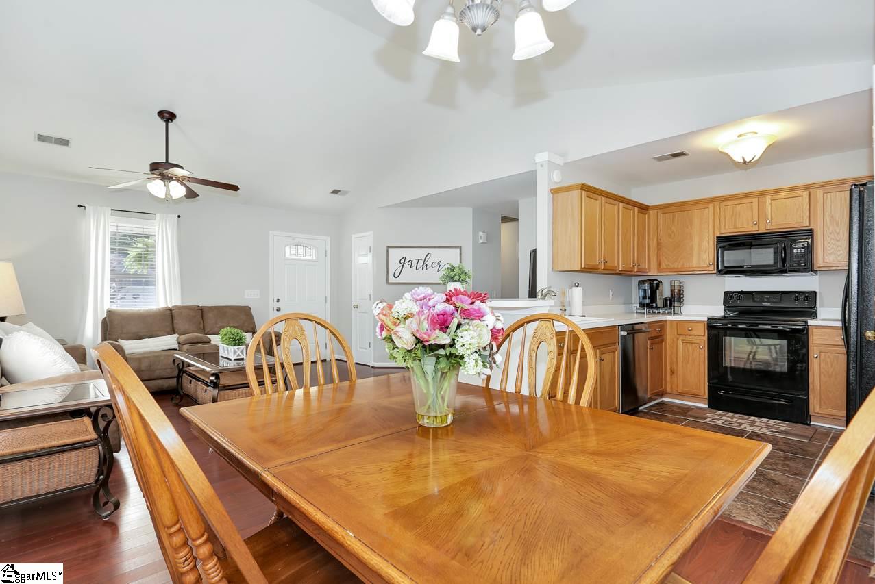 8 Hawkesbury Road Simpsonville, SC 29681 - Photo 11 of 23 Gallery Image 11