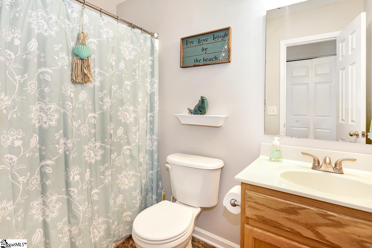 8 Hawkesbury Road Simpsonville, SC 29681 - Photo 14 of 23 Gallery Image 14