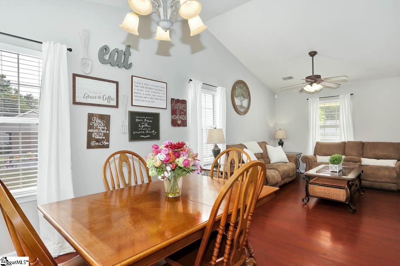 8 Hawkesbury Road Simpsonville, SC 29681 - Photo 7 of 23 Gallery Image 7